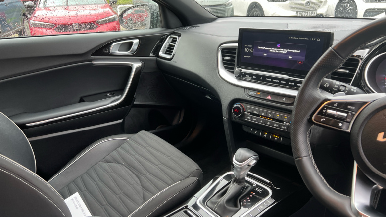 Kia Ceed 1.5T GDi ISG 138 GT-Line 5dr DCT Petrol Hatchback